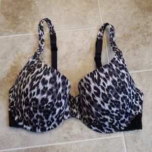 NWOT Leopard print bra